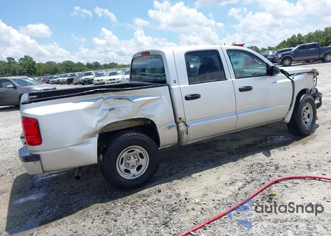 2010 Dodge Dakota St z USA, uszkodzony, nr VIN 1D7CE2GKXAS107408